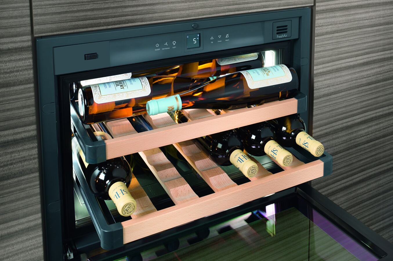 Cave a vin encastrable Liebherr WKEGW 582 BLANC (4230264) Darty