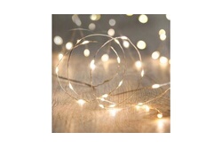 Lights4fun Guirlande Lumineuse de Noël avec 50 Bougies Crèmes LED Blanc  Chaud à Pince pour Sapin : : Luminaires et Éclairage