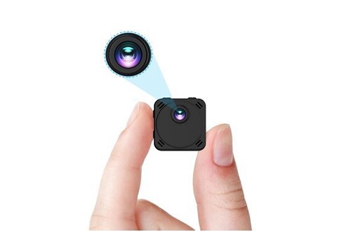 Caméra espion GENERIQUE Mini caméra de surveillance infrarouge intelligente  sans fil vision 170° HD 1080P WIFI et DV, jour/nuit HDME + carte mémoire  micro SD 128GO