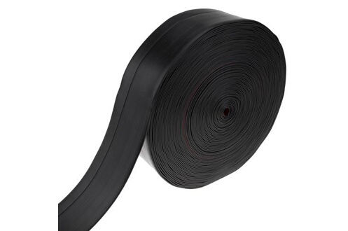 Plinthe autocollante flexible de 50 x 20 mm. Longueur 25 m noir - Cablematic