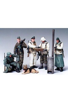 Accessoire modélisme TAMIYA Tamiya - 35212 - maquette - soldats allemands au rapport - echelle 1:35