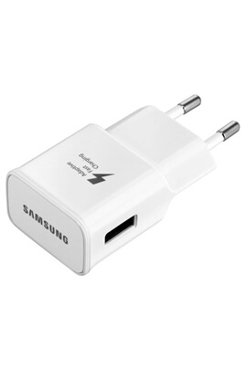 Chargeur secteur + Câble USB type C SAMSUNG : le chargeur et le