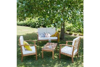 Salon Bas De Jardin En Acacia The Best Undercut Ponytail