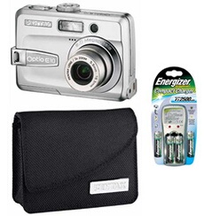 Optio E10 + Kit chargeur + Etui + Carte mémoire Secure Digital 128 Mo