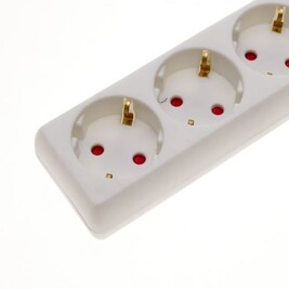LANBERG Bande Multi-prises SCHUKO 5 Sorties Avec Protection Enfant - Blanc - 2500W Max - Câble 3 Mètres - IP20
