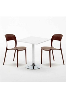 - table carrée blanche 70x70cm avec 2 chaises colorées set intérieur bar café restaurant cocktail, couleur: marron