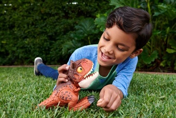 Figurines animaux Mattel Figurine jurassic world dino escape wild chompin' carnotaurus toro