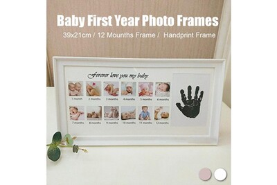 Article De Decoration Insma Cadre Photo Bebe Premiere Annee 12 Mois Empreinte De La Main Du Nouveau Ne Enregistrement Photo Blanc Darty Article De Decoration Insma Cadre Photo Bebe Premiere Annee 12 Mois Empreinte De La Main Du Nouveau Ne Enregistrement Photo Blanc Darty