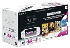 Console PSP 2000 Slim & Lite Blanche + 3 films à télécharger sur Canalplay + Memory Stick 8 Go