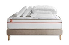 Pack prêt à dormir matelas LE PAISIBLE 140x200cm Mémoire de forme BioVisco + sommier Beige + 2 oreillers + couette 240x220cm