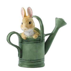 Figurine en plastique Lapin tête de lion L. 4.2 l. 4.2 H. 4.5cm Figurine en plastique Lapin tête de lion L. 4.2 l. 4.2 H. 4.5cm