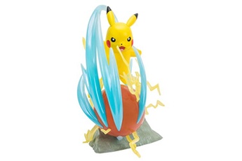 figurine de collection pokemon pikachu deluxe à l'échelle 1:10