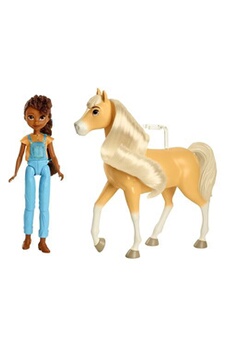 poupée spirit poupée apo et son cheval chica linda