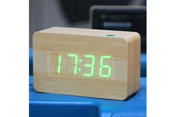 réveil wewoo réveil digitale numéro vert usb / batterie horloge en bois avec commande vocale alternativement afficher l'heure le mois et la date et la température