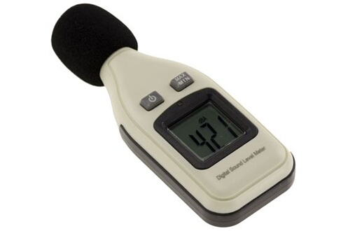Sonometre decibelmetre digital 30dba a 130dba precision 0.1db mise en  memoire des minimas et maximas