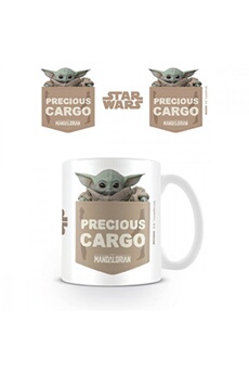 tasse et mugs pyramid international mug star wars madalorian yoda precious cargo
