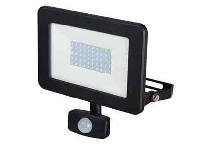 Velamp ARMOUR: 200 lumen LED-wandlamp op zonne-energie. Met IR Velamp ARMOUR: 200 lumen LED-wandlamp op zonne-energie. Met IR