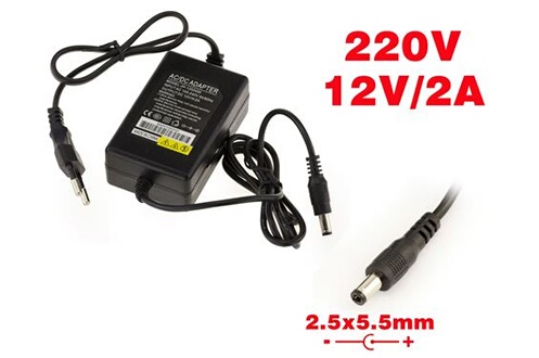 Chargeur et câble d'alimentation PC Kalea-Informatique Alimentation secteur  220V vers 12V DC 2A avec embout 2.5 x 5.5mm. Remplacera une alimentation 12V  0.25A/0.5A/0.75A/1A/1.25A/1.5A/1.75A/2A