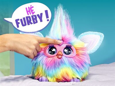 Furby Tie Dye Peluche Interactivo Con Luces Y 600+ Frases