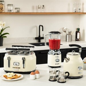 Swan Retro - Ensemble Petit-Déjeuner Vintage : Bouilloire 1.8L Inox + Grille-Pain 2 Tranches Extra-Larges, Design Élégant Gris Années 50