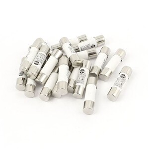 2 Fusibles Céramique 380V 25A - Format 10x39mm - Pouvoir De Coupure Bas - Pour Circuits électriques Et Semi-conducteurs