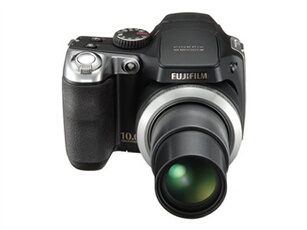 FinePix S8100fd - Appareil photo numérique - compact - 10.0 MP - 18x zoom optique