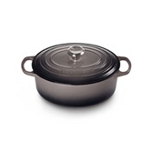 Cocotte en fonte émaillée pétales Berry 2 L – Le Creuset | Eugène Allard Cocotte en fonte émaillée pétales Berry 2 L – Le Creuset | Eugène Allard