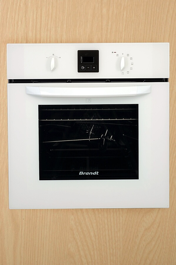 Four encastrable Brandt FP 640 W BLANC - FP640W (2622203) | Darty