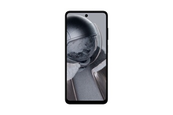 Android 14 - 128Go de ROM, 6Go de RAM / 6.56" HD+ HID display 90Hz / Unisoc T606 / Appareil photo arrière de 50 MP et appareil photo selfie de 50 MP. Avec de nouveaux gestes de selfies, le HMD Pulse Pro fait passer vos selfies au niveau supérieur.