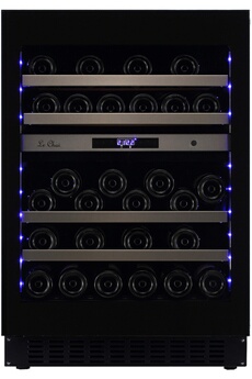 Porte triple vitrage, traitée anti-UV / ouverture Push-open (sans poignée) / Contrôle sensitif avec affichage digital LED / système anti-vibration
