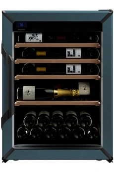 Capacité de 50 bouteilles (Type Bordeaux 75 cl) - HxLxP : 96 x 68 x 77.5 cm / 4 clayettes coulissantes en bois / Contrôle électronique avec affichage digital / Eclairage avec réglage d'intensité - Fonction Hiver auto