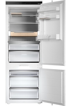 Volume 372 L - Dim. HxLxP : 193.7 x 69 x 54.6 cm - Classe D - 35 dB / Réfrigérateur à froid ventilé 266 L - Dégivrage automatique / Congélateur à froid ventilé (NoFrost) 104 L - Sans givre / Fixation de l'habillage de portes sur glissières