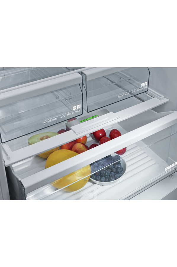 Refrigerateur congelateur en bas Siemens KG39NXI35
