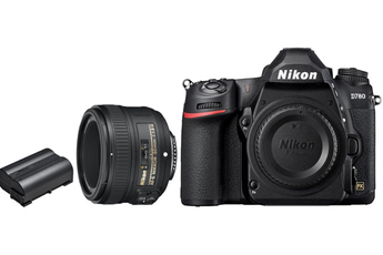 Appareil photo Reflex Nikon D780 + 50mm f/1,8 + 2ème batterie EN-EL15B