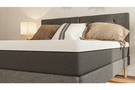 Matelas 140x190 Cm Lynnbery - Mousse Mémoire Hybride Et Ressorts Ensachés - Fermeté Moyenne - Livré En Boîte - Certifié Oeko-TEX