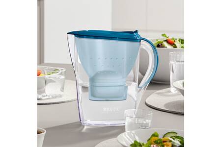 Carafe filtrante BRITA - Marella Rouge - Capacité 2,4L dont 1,4L d'eau