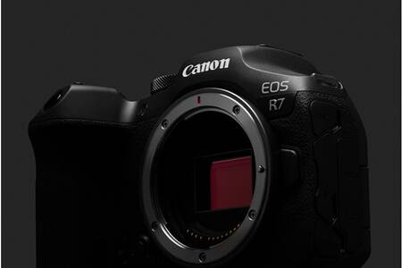 canon hybride r7