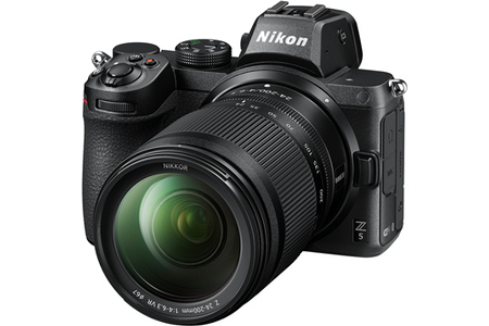Appareil photo hybride Nikon Z 5 + Z 24-200mm f/4-6.3 VR