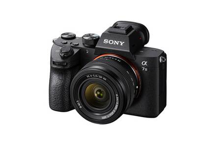 Appareil photo hybride Sony PACK A7 III + FE 28-60mm + FE 50mm F/1,8 ...
