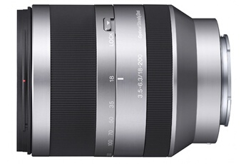 Objectif zoom Sony E 18-200mm f/3.5-6.3 LE OSS Silver