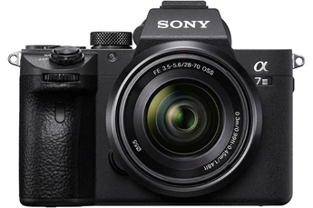 Appareil photo hybride Sony Kit Alpha 7 III Noir + Objectif FE 28-70 mm f/3,5-5,6 OSS II Noir