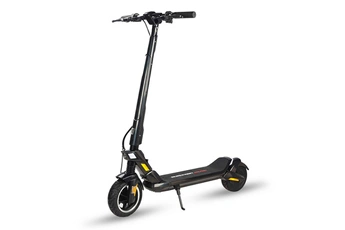 Trottinette sportive - Puissance moteur nom/max : 450W/650W / Batterie 36V 12AH - Autonomie 37 km / Temps de charge 8H - Etanchéité IPX5 / Les + du produit : Equipée d'une suspension avant coaxiale à double ressort et arrière à ressort