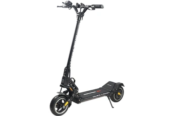 Trottinette sportive - Puissance moteur nom/max : 900/1450W / Batterie 52V 21AH - Autonomie 65 km / Temps de charge 10H - Etanchéité IP54 / Les + du produit : Trottinette électrique alliant design compact, autonomie prolongée et technologies modernes