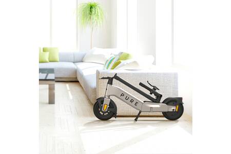 Trottinette électrique Pure Advance+ - Position Avant Unique, Autonomie 50 Km, Moteur 710W, Pneus 10" Sans Chambre, Pliable - Scooter Urbain Adulte - 13